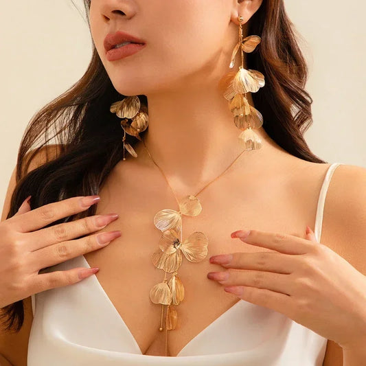 Luxury Big Flower Leaf Tassel Necklace
