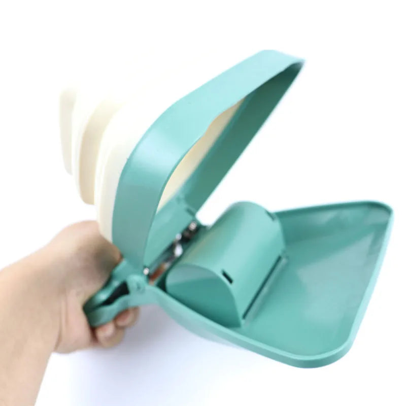 Pet Waste Bag Dispenser & Scooper
