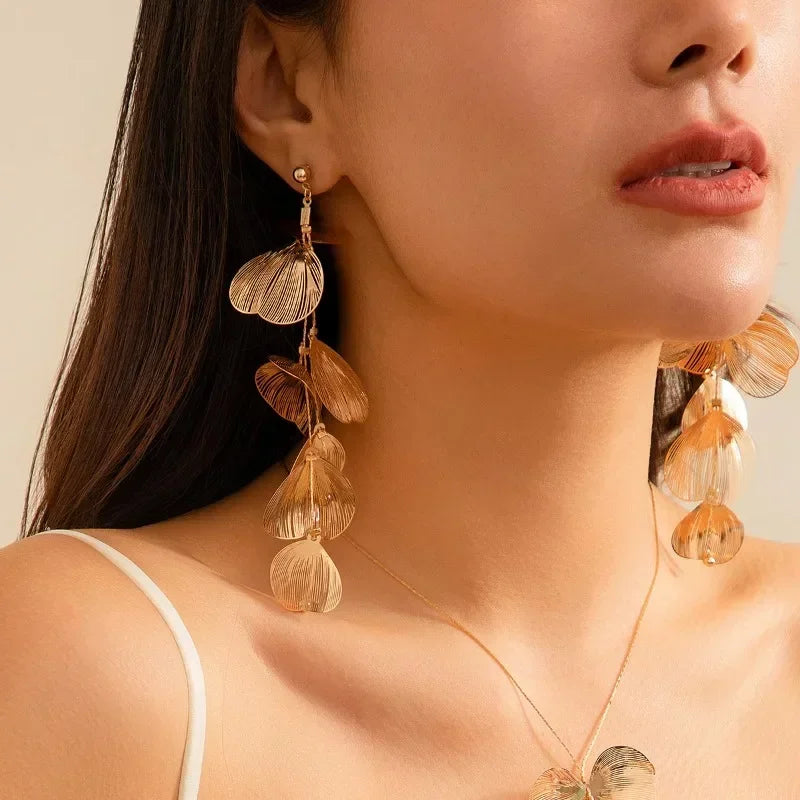 Luxury  Big Flower Leaf Tassel Necklace