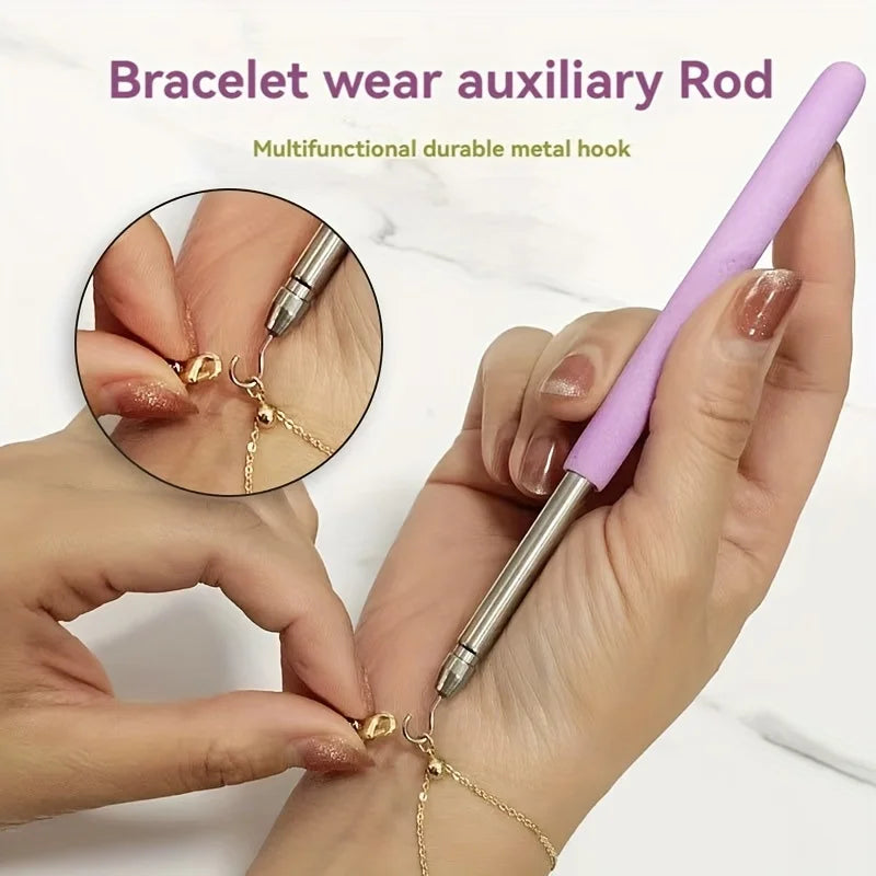 Bracelet Fastening Helper