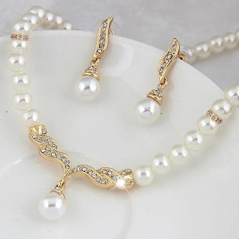 Gold Color Necklace + 1 Pair Earrings