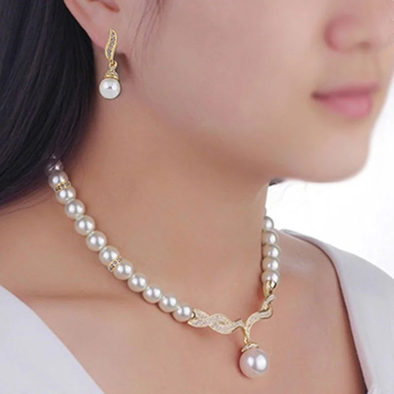 Gold Color Necklace + 1 Pair Earrings