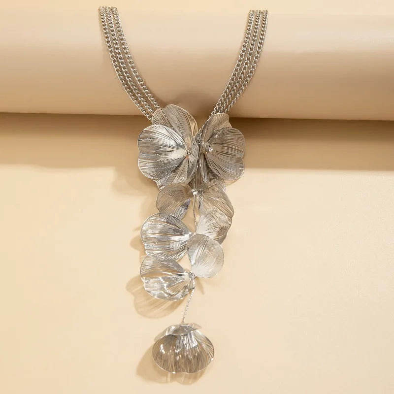 Luxury  Big Flower Leaf Tassel Necklace