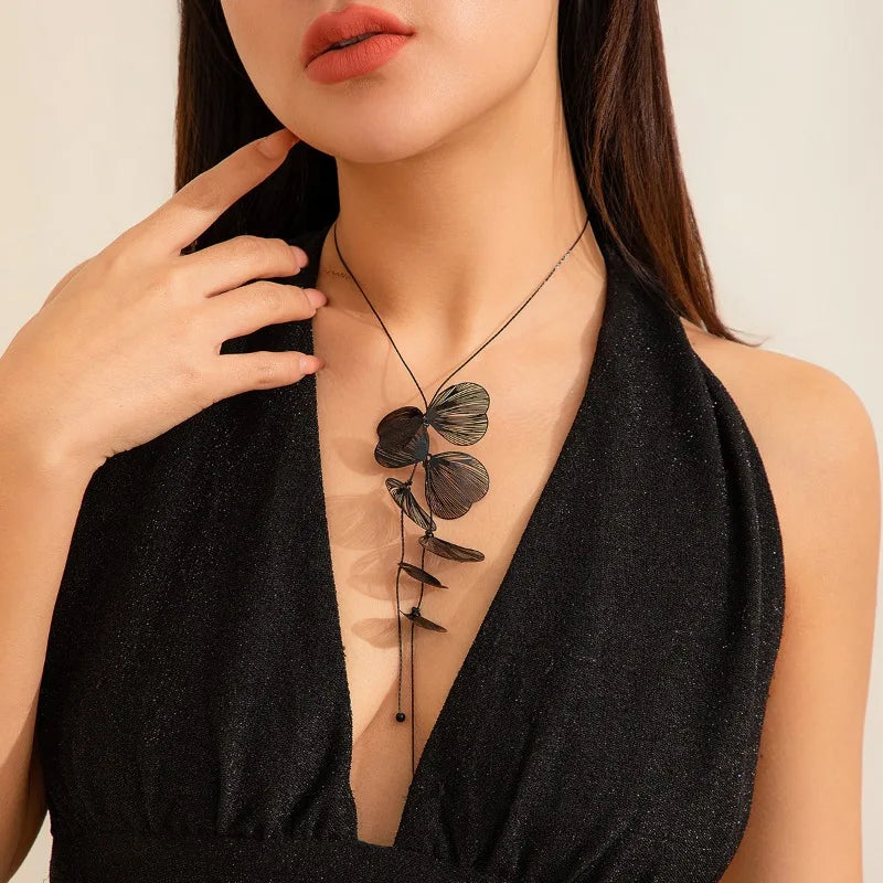 Luxury  Big Flower Leaf Tassel Necklace