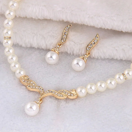 Gold Color Necklace + 1 Pair Earrings