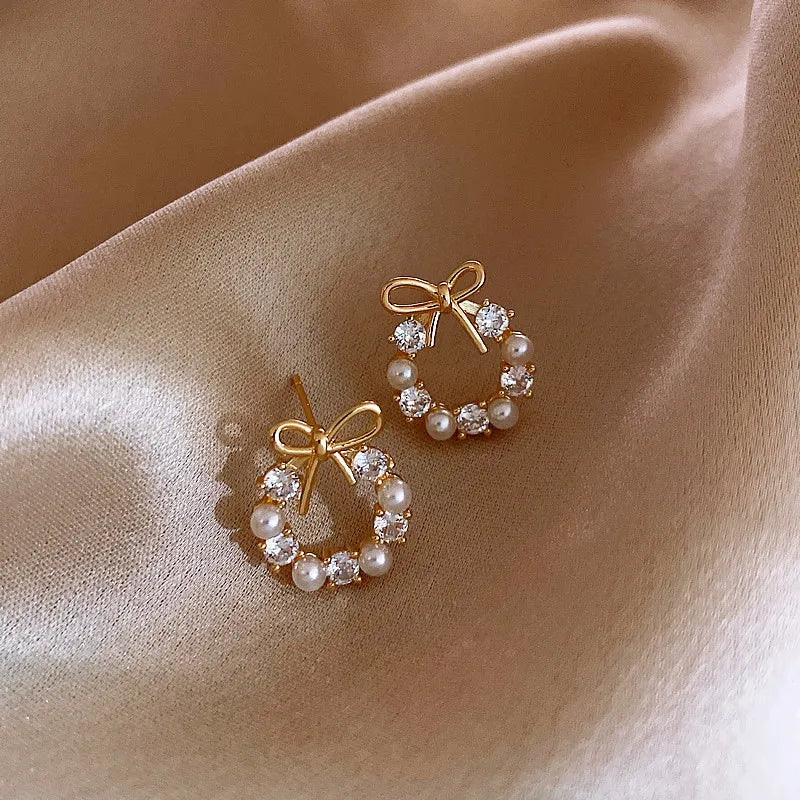 Pearl Crystal Bow Stud Earring
