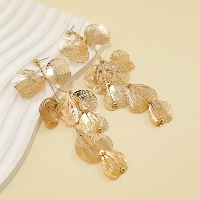 Luxury  Big Flower Leaf Tassel Necklace