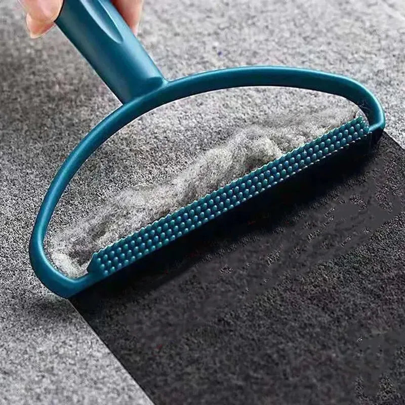 Portable Clothes Lint Remover