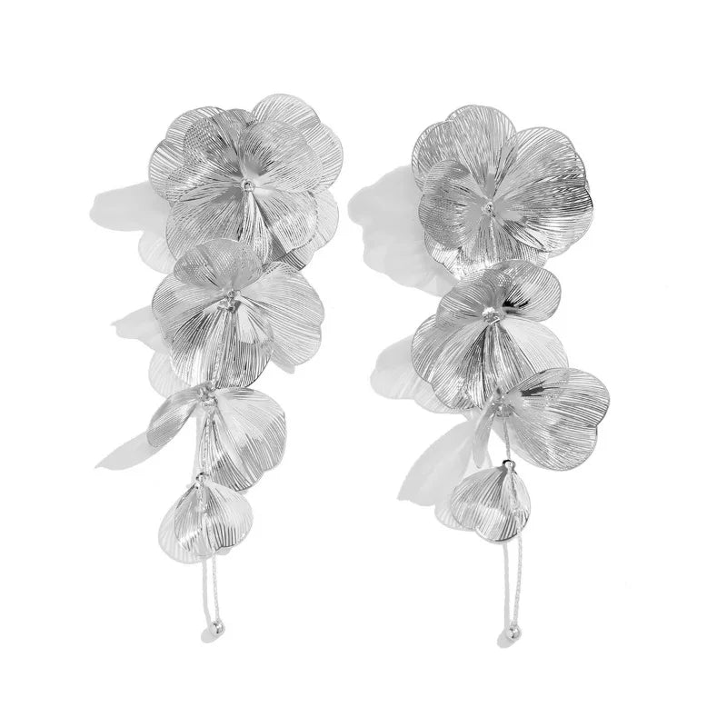 Luxury  Big Flower Leaf Tassel Necklace