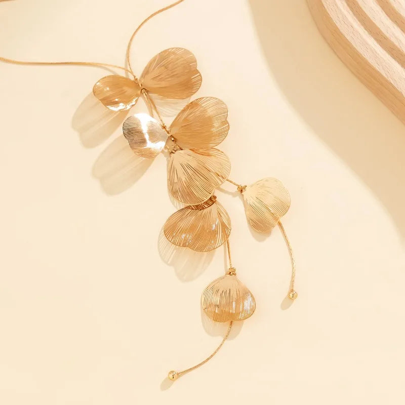 Luxury  Big Flower Leaf Tassel Necklace