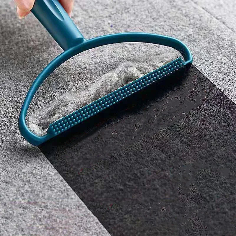 Portable Clothes Lint Remover