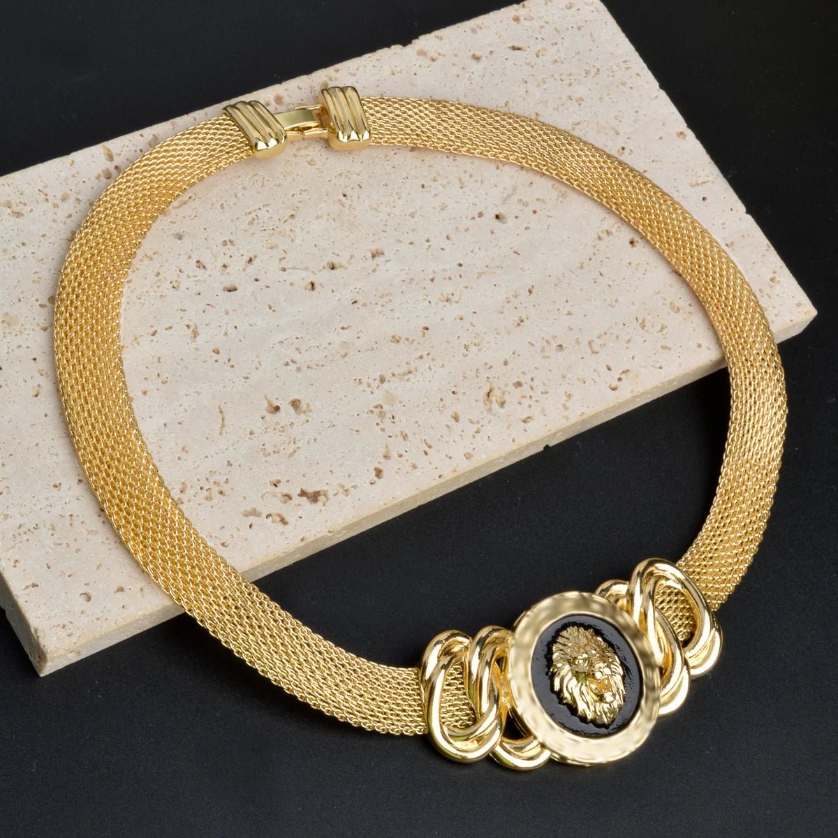 Elegant 18K Gold Dubai Jewelry Set for Women - PureShop