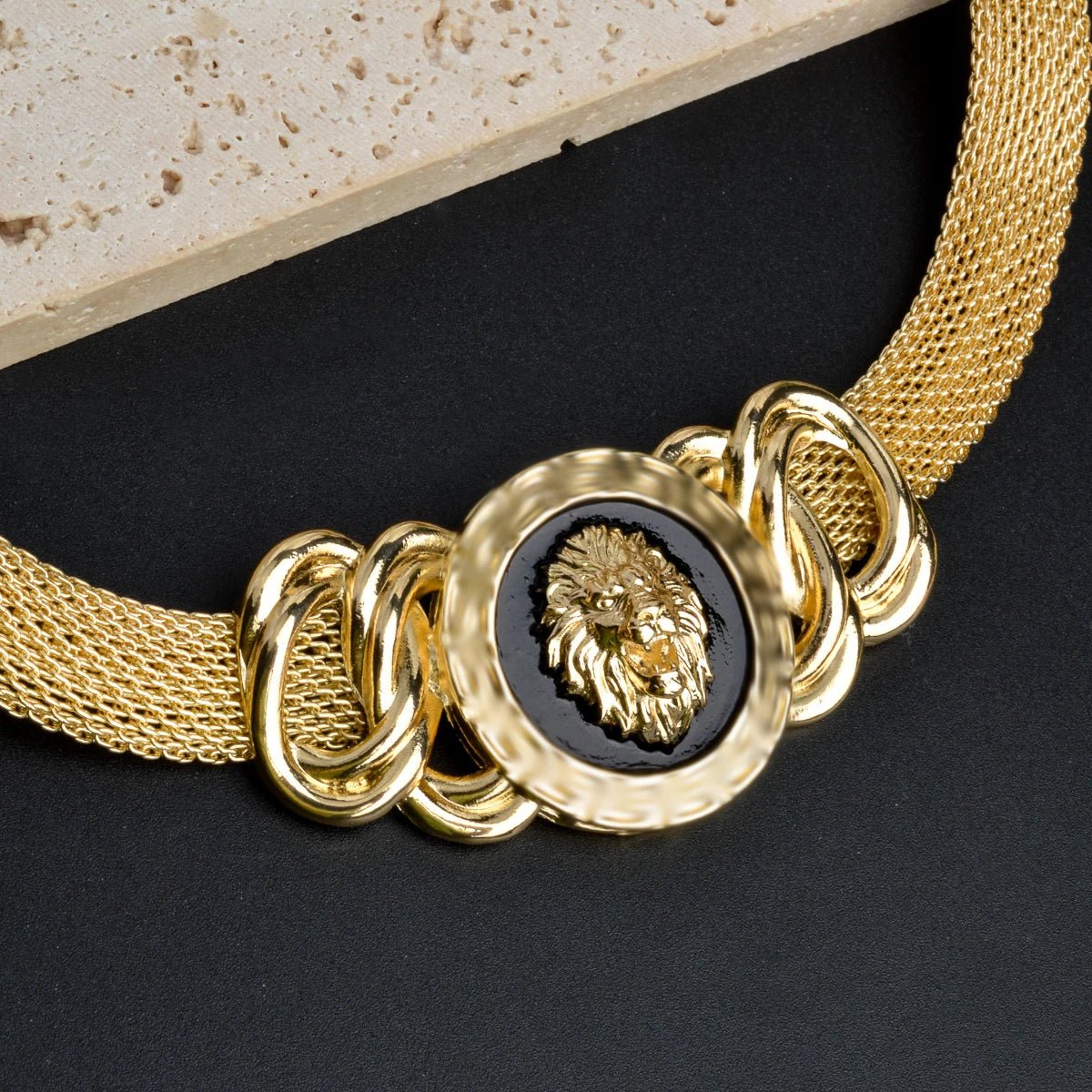 Elegant 18K Gold Dubai Jewelry Set for Women - PureShop