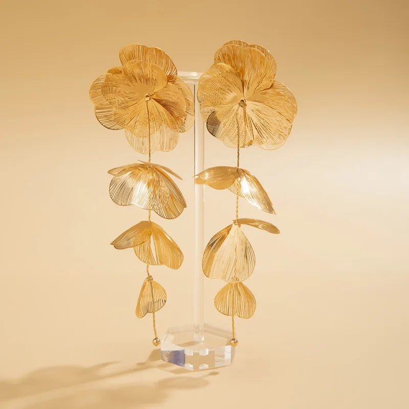 Exquisite Large Floral Leaf Pendant Necklace - PureShop